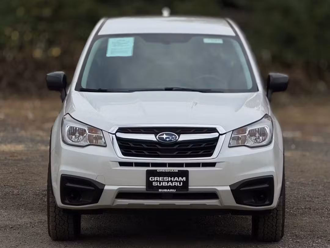 2017 Subaru Forester 2.5i - Image 2