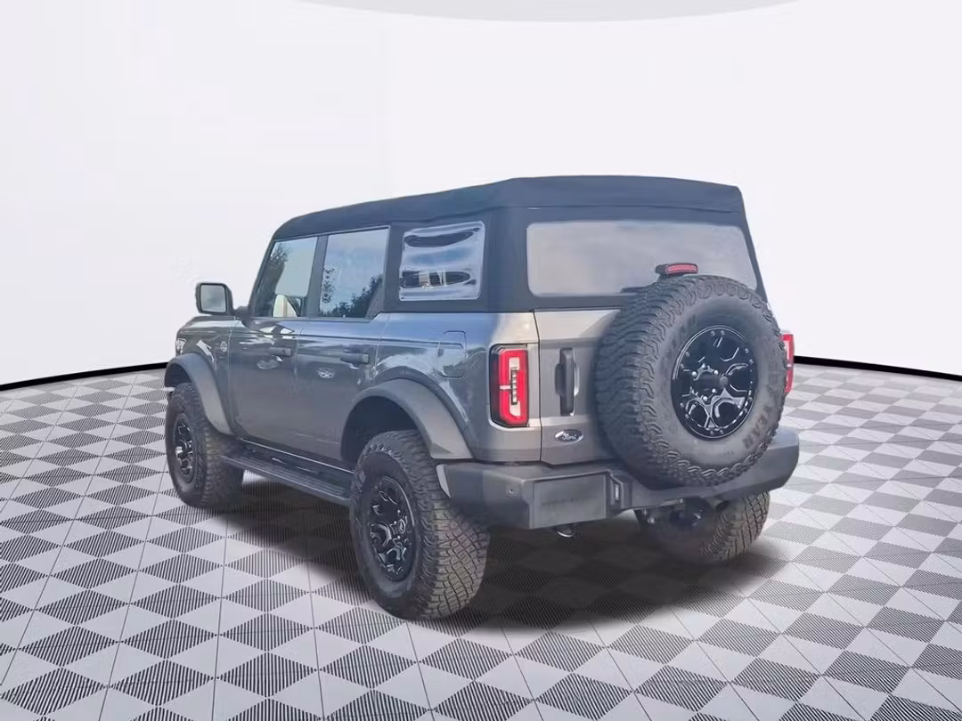 2023 Ford Bronco Wildtrak - Image 3