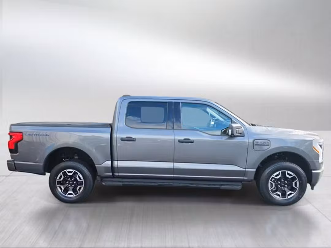 2023 Ford F-150 Lightning XLT - Image 2