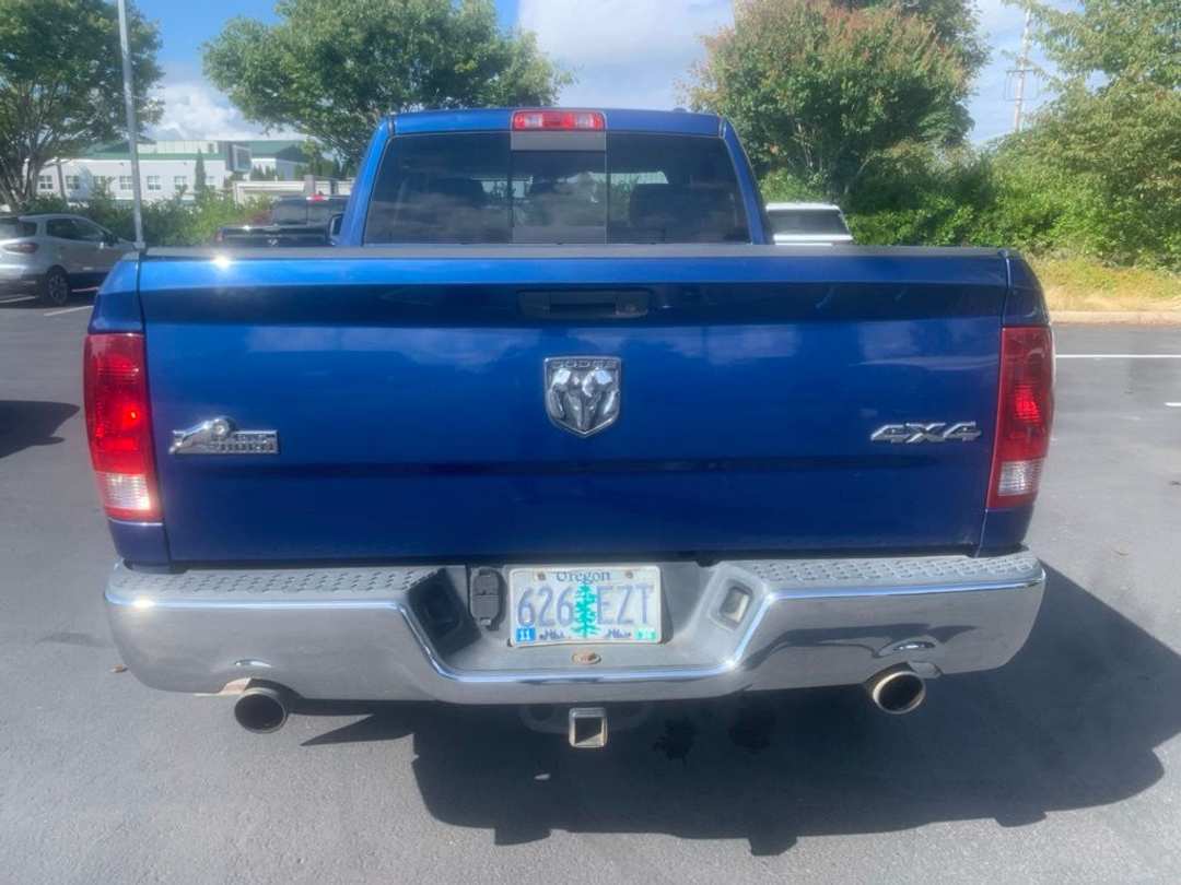 2010 Ram 1500 SLT - Image 3