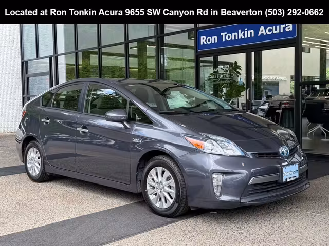 2015 Toyota Prius Plug-In Base