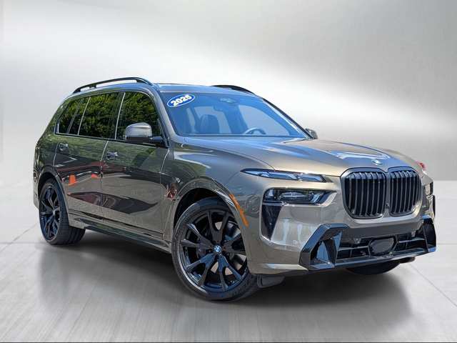 2025 BMW X7 xDrive40i