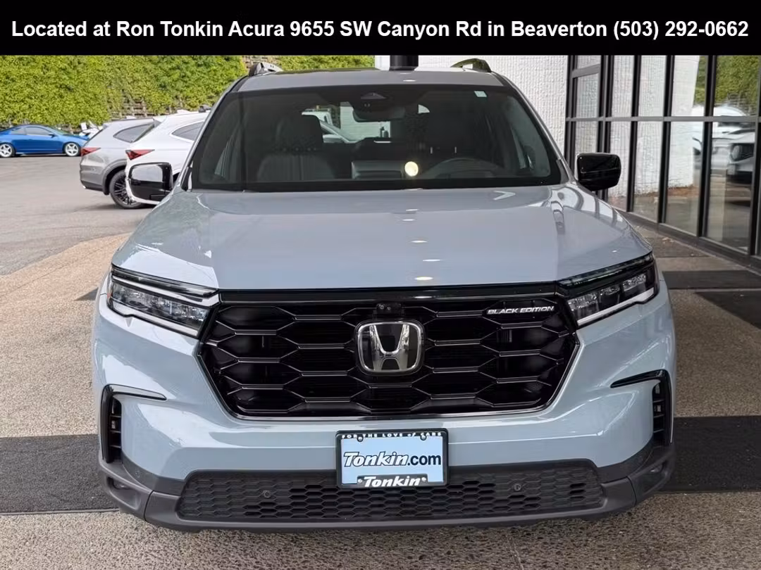 2025 Honda Pilot Black Edition - Image 3