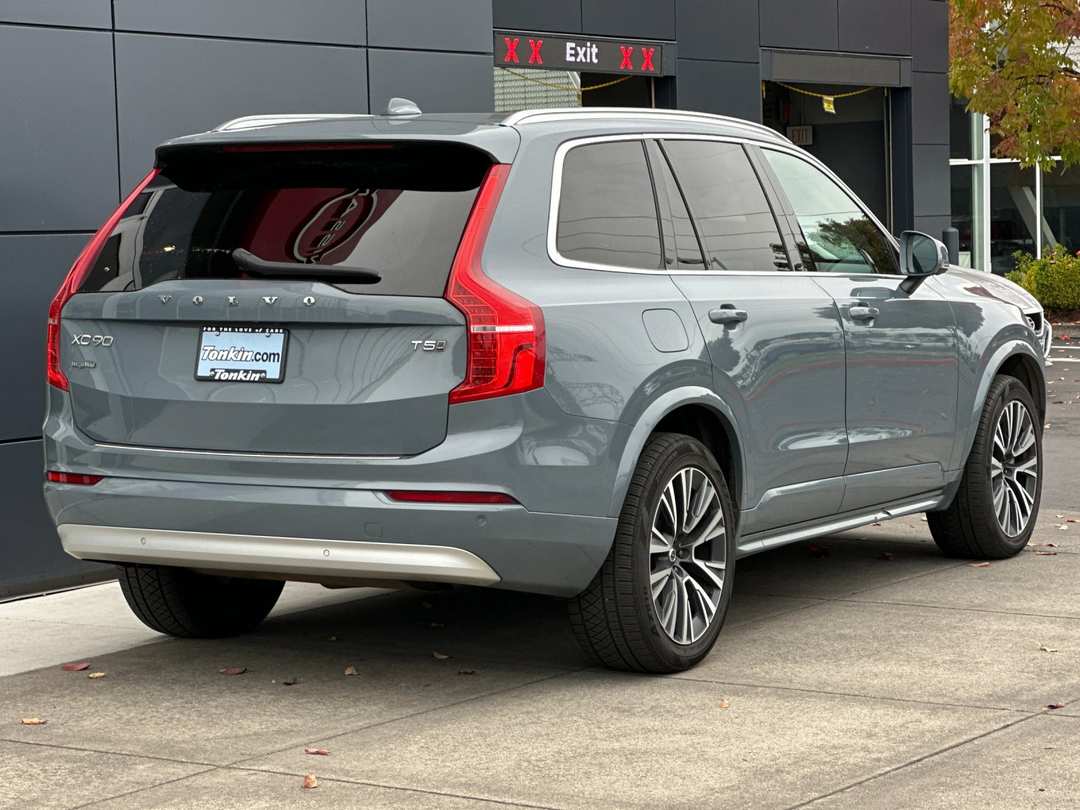 2022 Volvo Xc90 T5 Momentum - Image 3