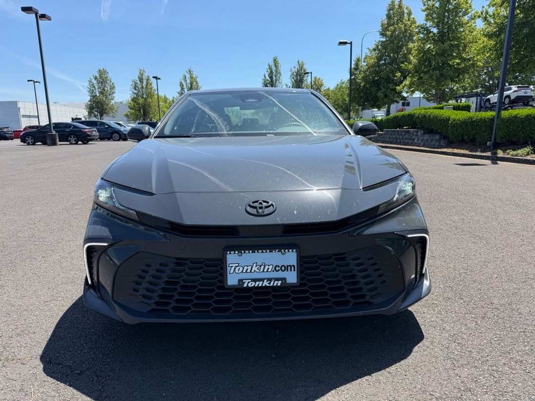 2025 Toyota Camry SE - Image 2