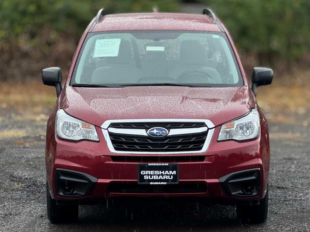 2018 Subaru Forester 2.5i - Image 2