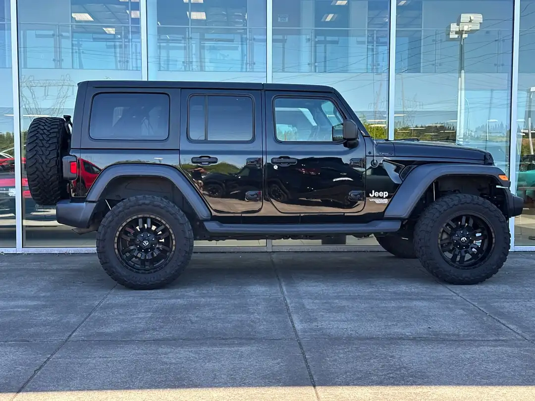 2019 Jeep Wrangler Unlimited Sport - Image 3