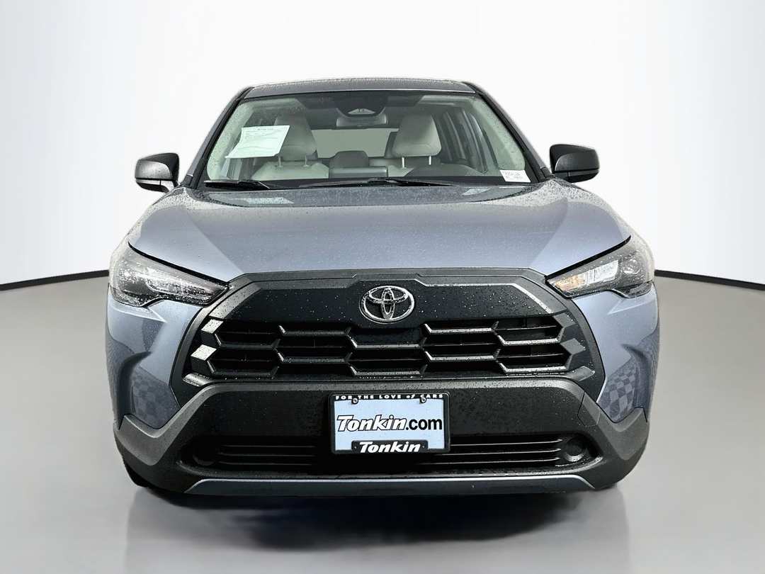 2026 Toyota Corolla Cross L - Image 2