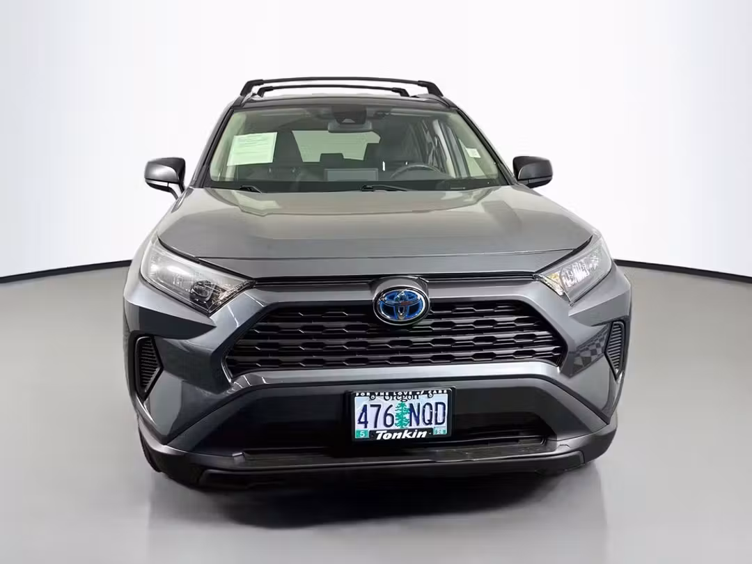 2022 Toyota Rav4 Hybrid LE - Image 3
