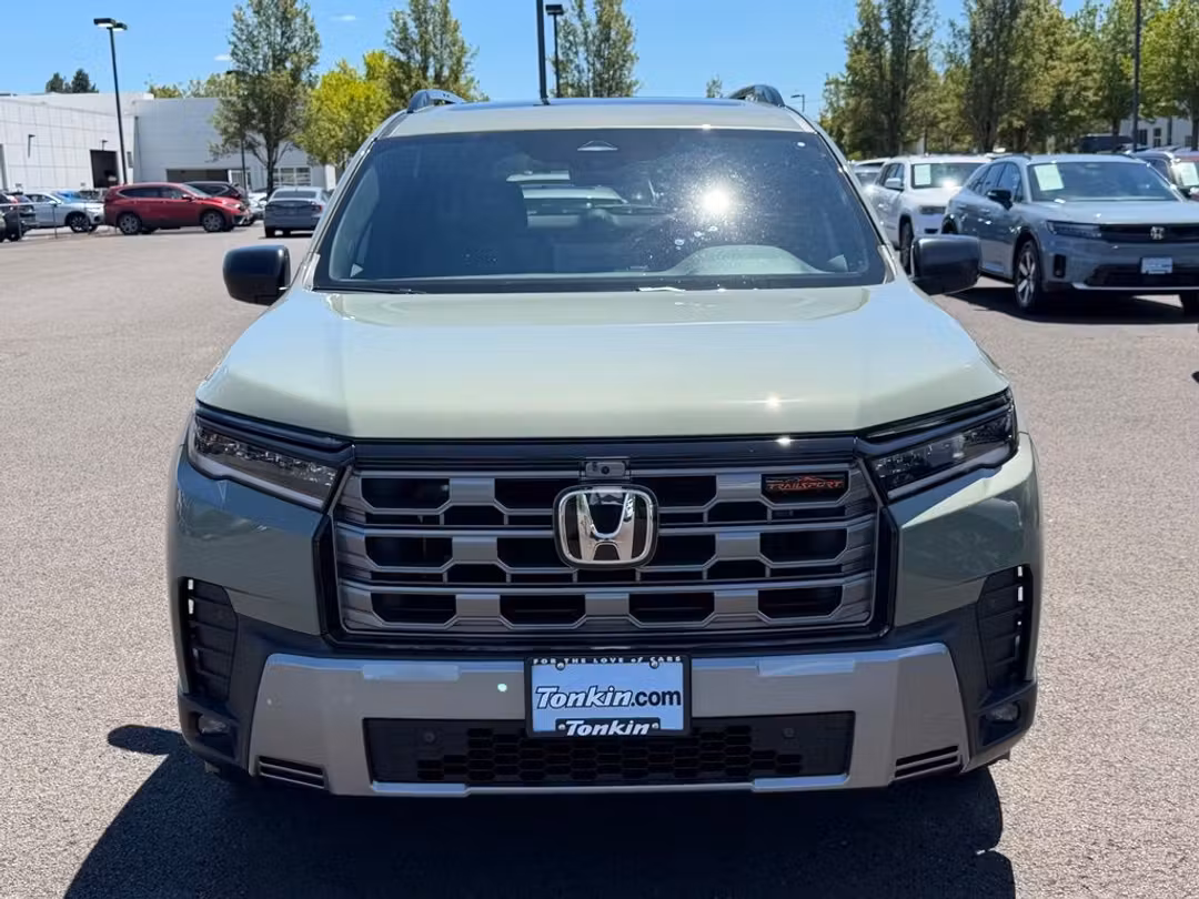 2026 Honda Pilot TrailSport - Image 3