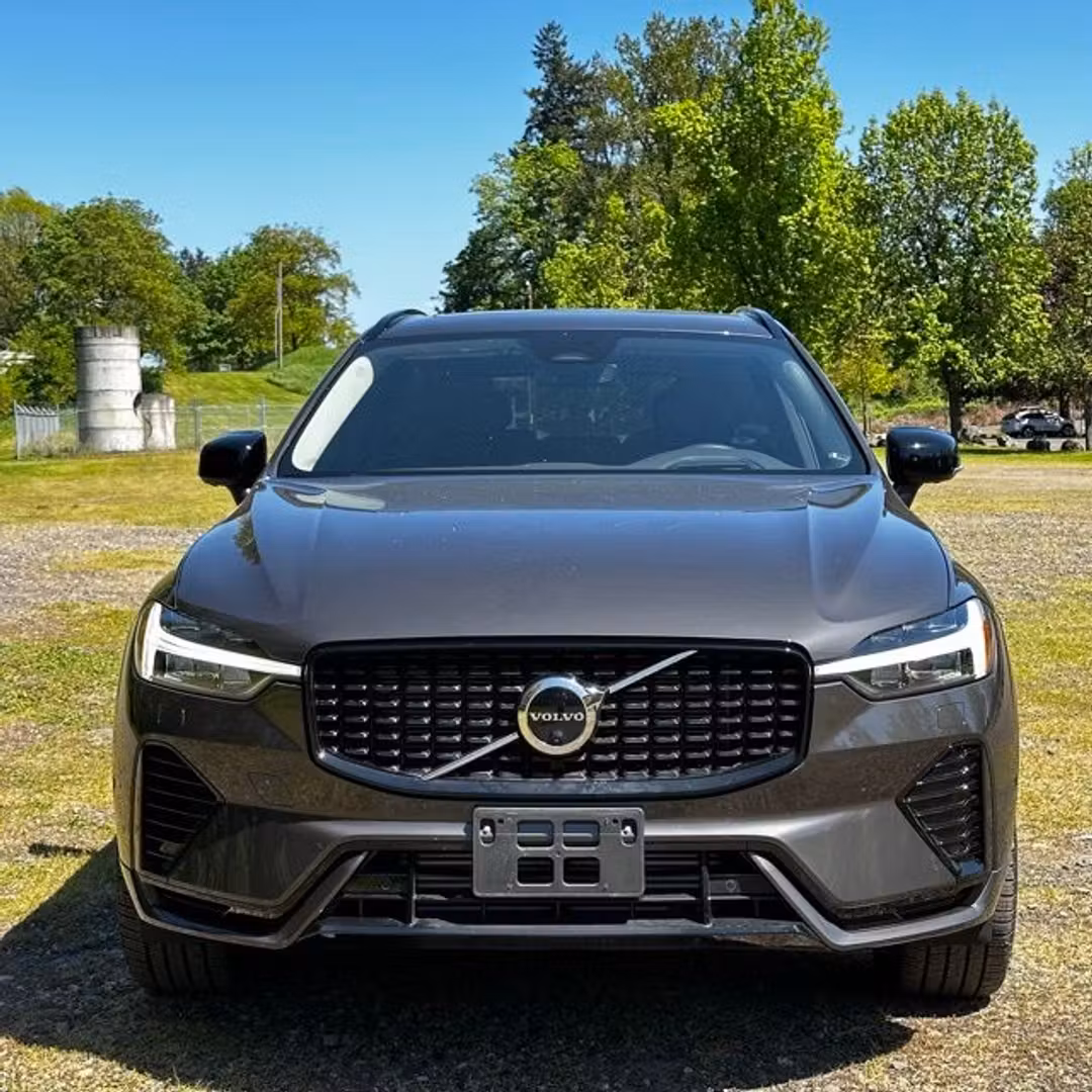 2024 Volvo Xc60 Recharge Plug-In Hybrid Ultimate - Image 3