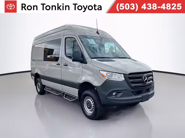 2025 Mercedes-Benz Sprinter 2500 Crew 144 WB Passenger