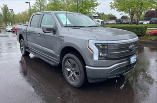 2023 Ford F-150 Lightning Lariat