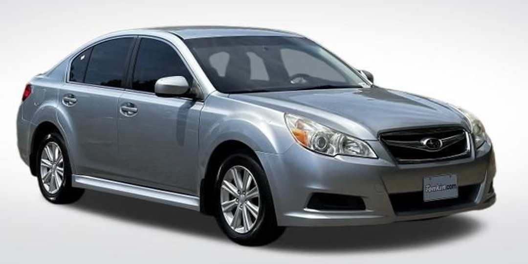 2012 Subaru Legacy 2.5i - Image 2