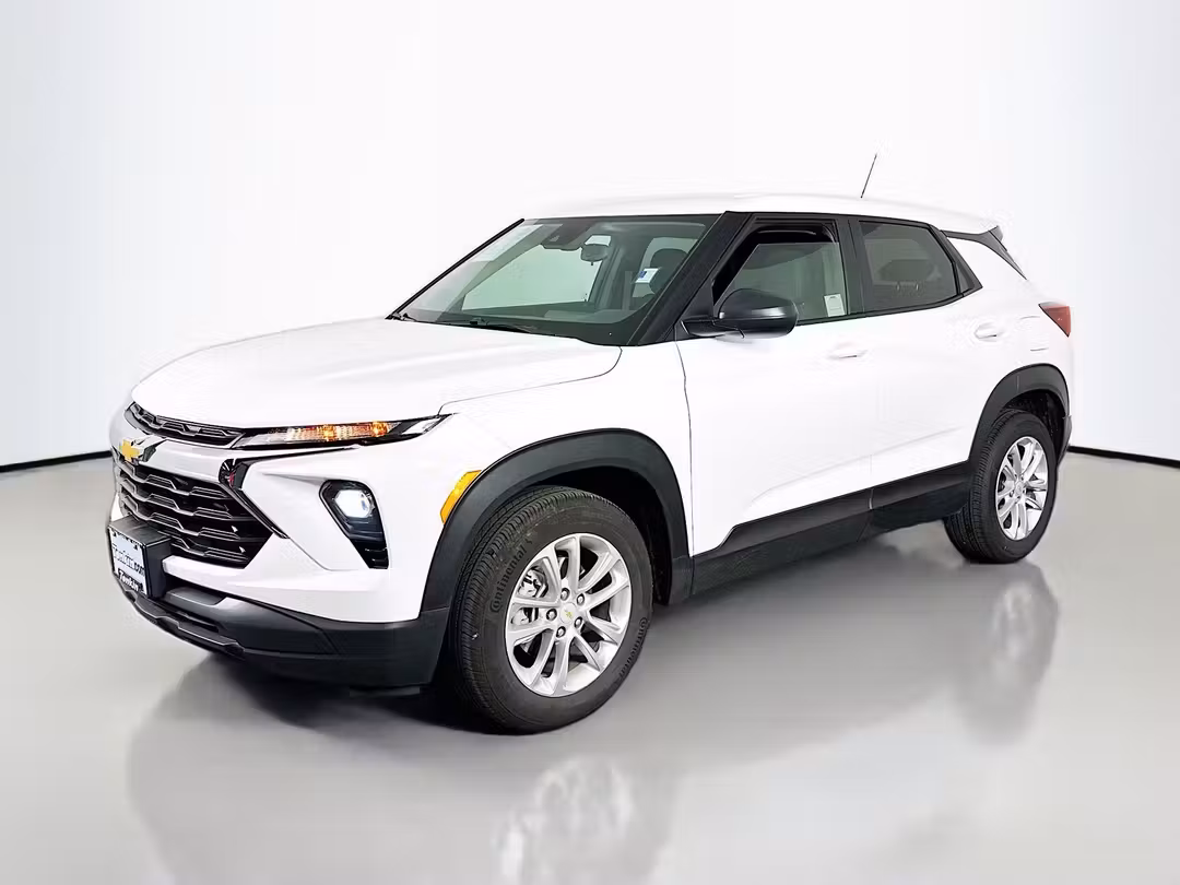2026 Chevrolet Trailblazer LS - Image 3