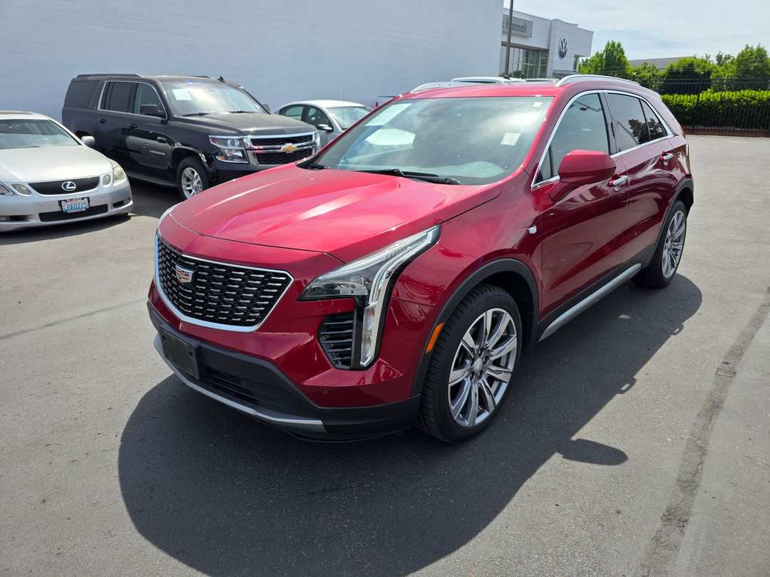 2019 Cadillac Xt4 Premium Luxury - Image 2