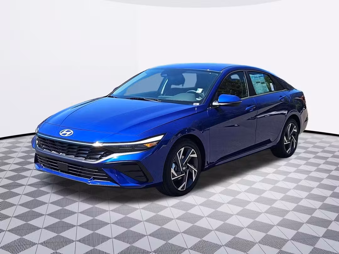 2026 Hyundai Elantra Limited - Image 2