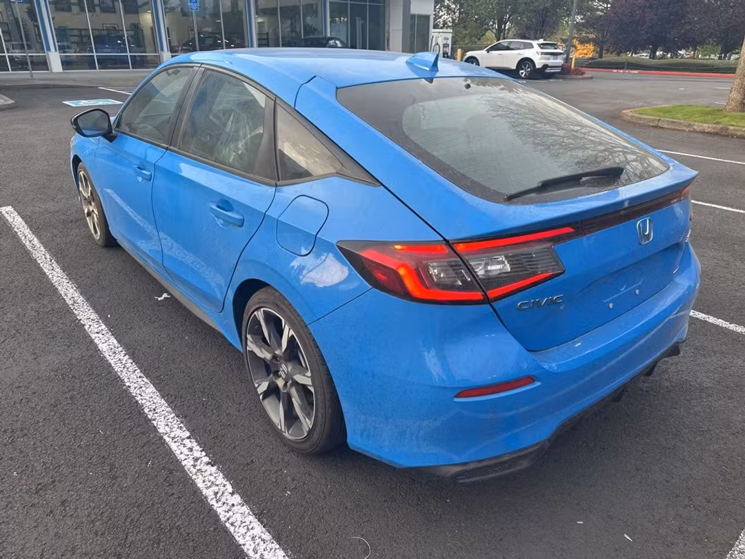 2025 Honda Civic Hybrid Sport Touring - Image 3