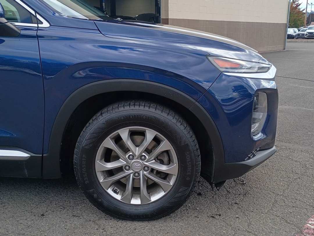 2019 Hyundai Santa Fe SE - Image 2