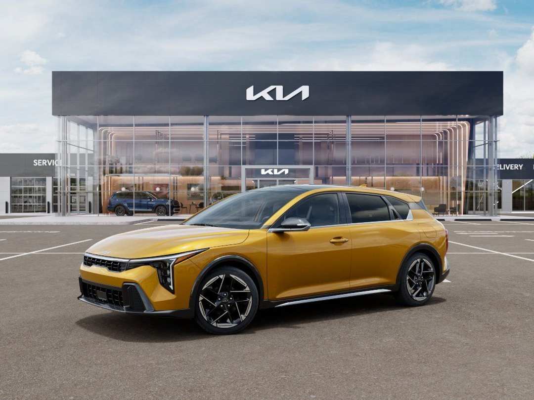 2026 Kia K4 GTLine - Image 3