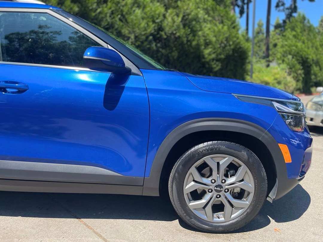 2024 Kia Seltos S - Image 2
