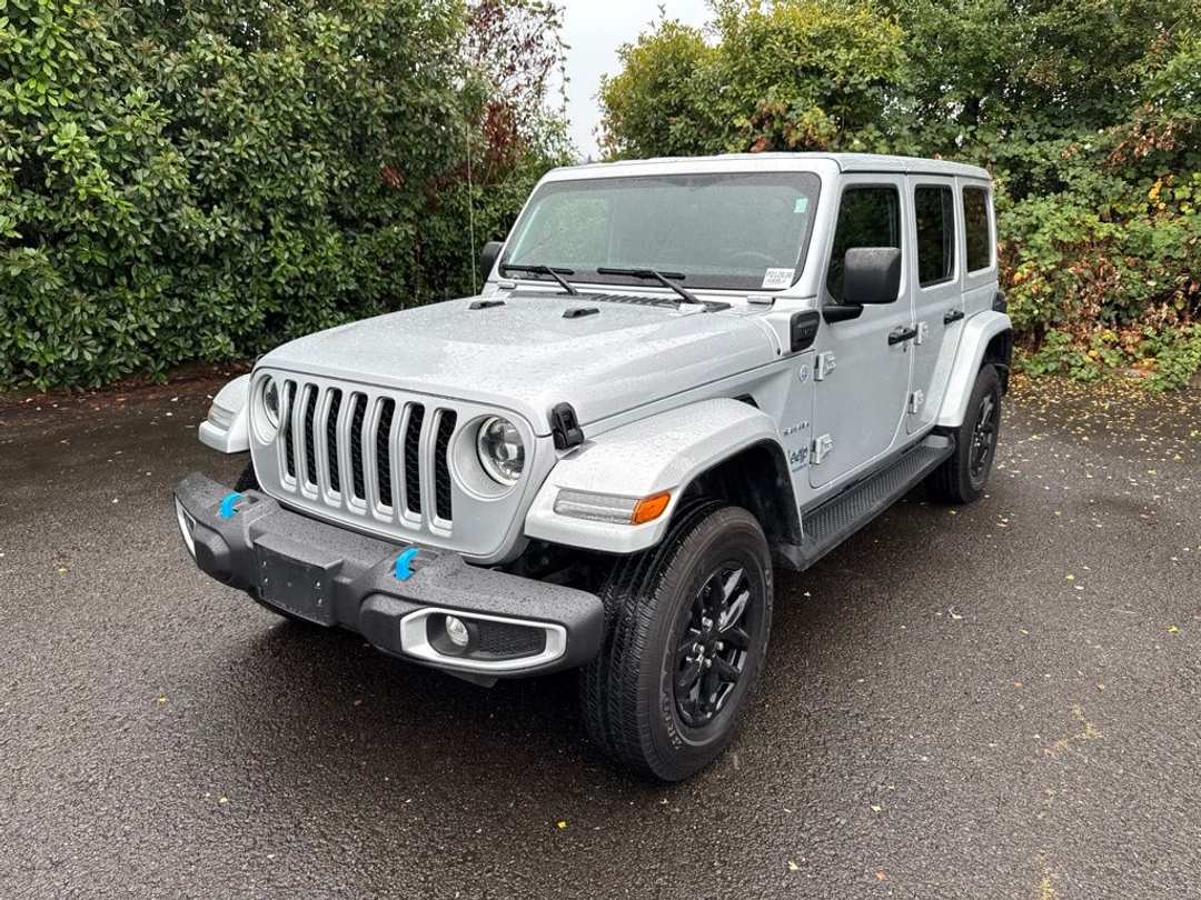2023 Jeep Wrangler Sahara 4xe - Image 3