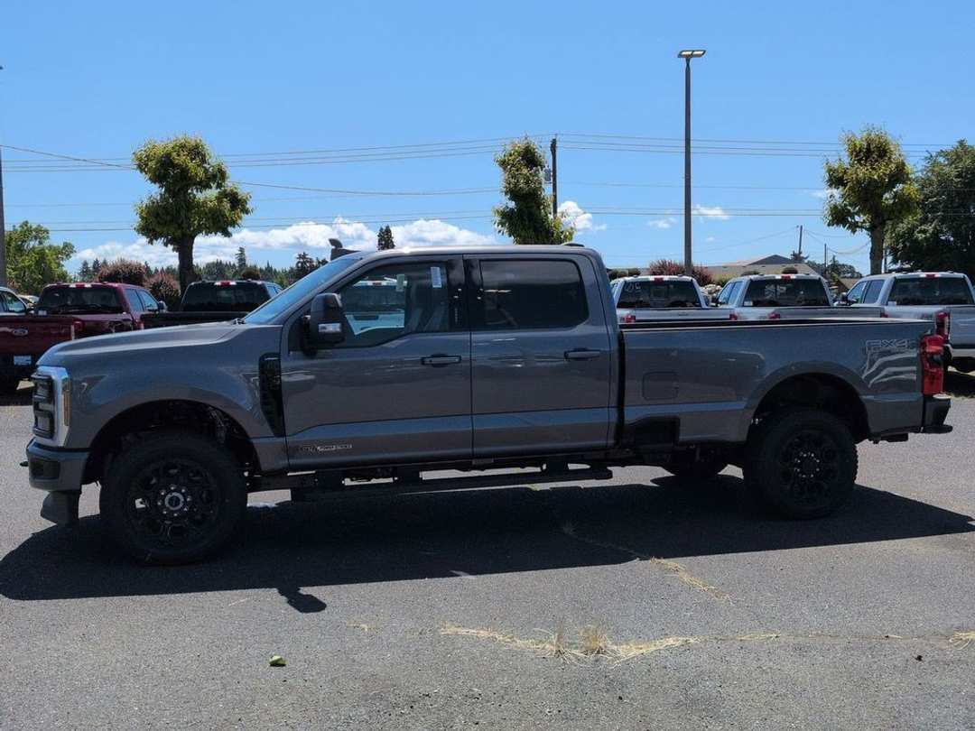 2026 Ford F-350Sd Lariat - Image 2