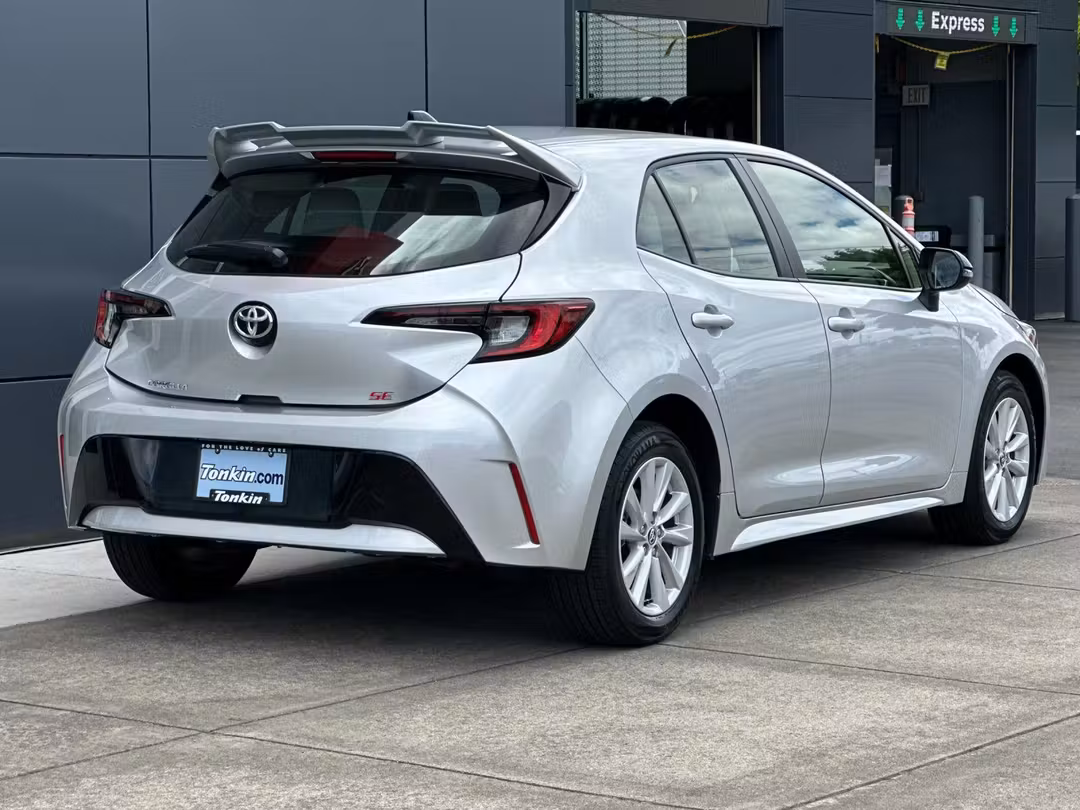 2026 Toyota Corolla SE - Image 3