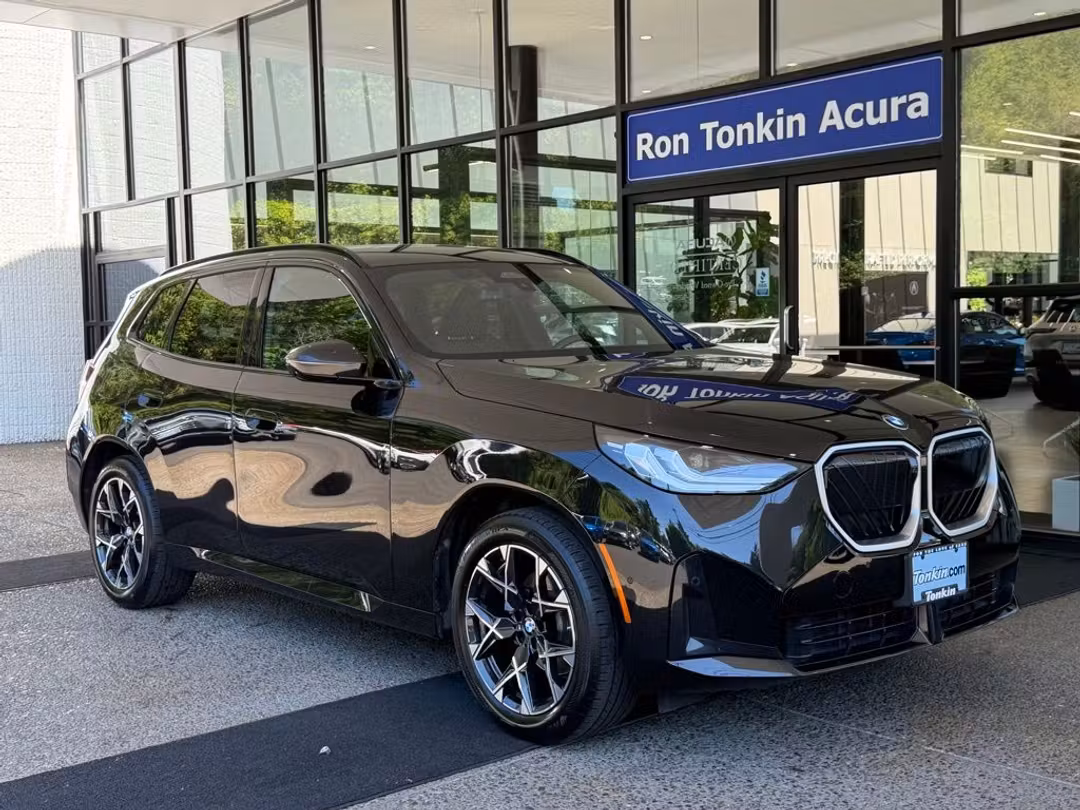 2025 BMW X3 30 xDrive - Image 2
