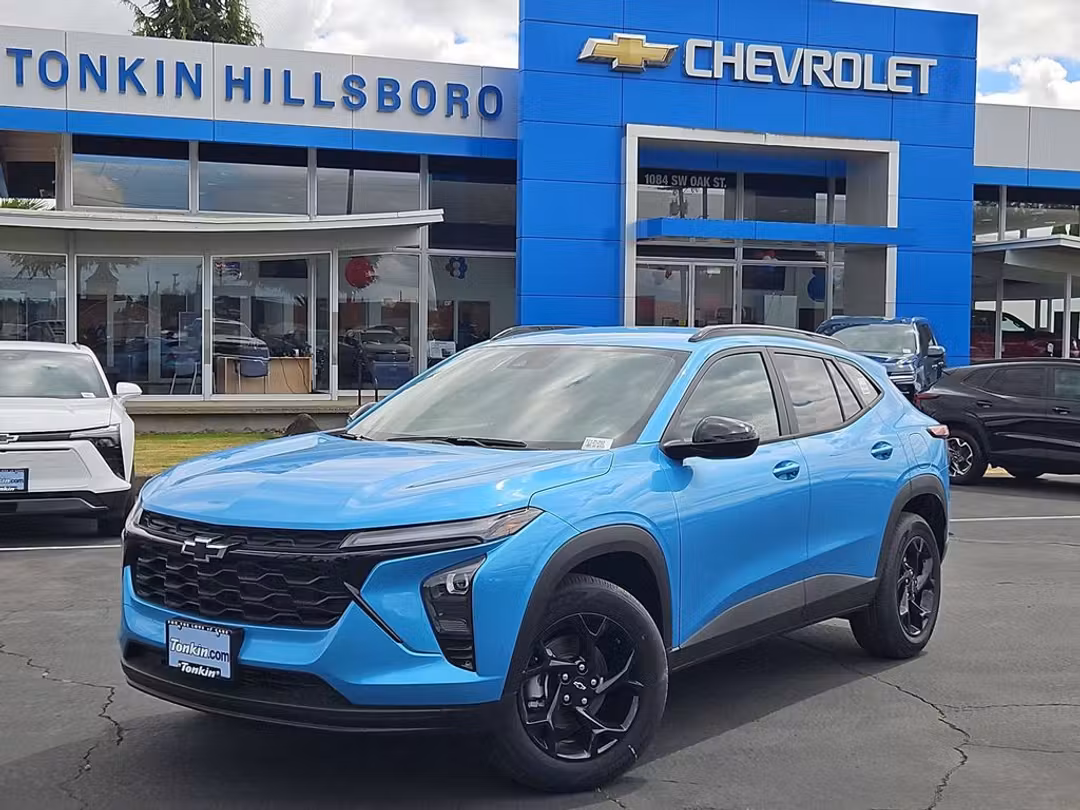 2026 Chevrolet Trax LT - Image 2
