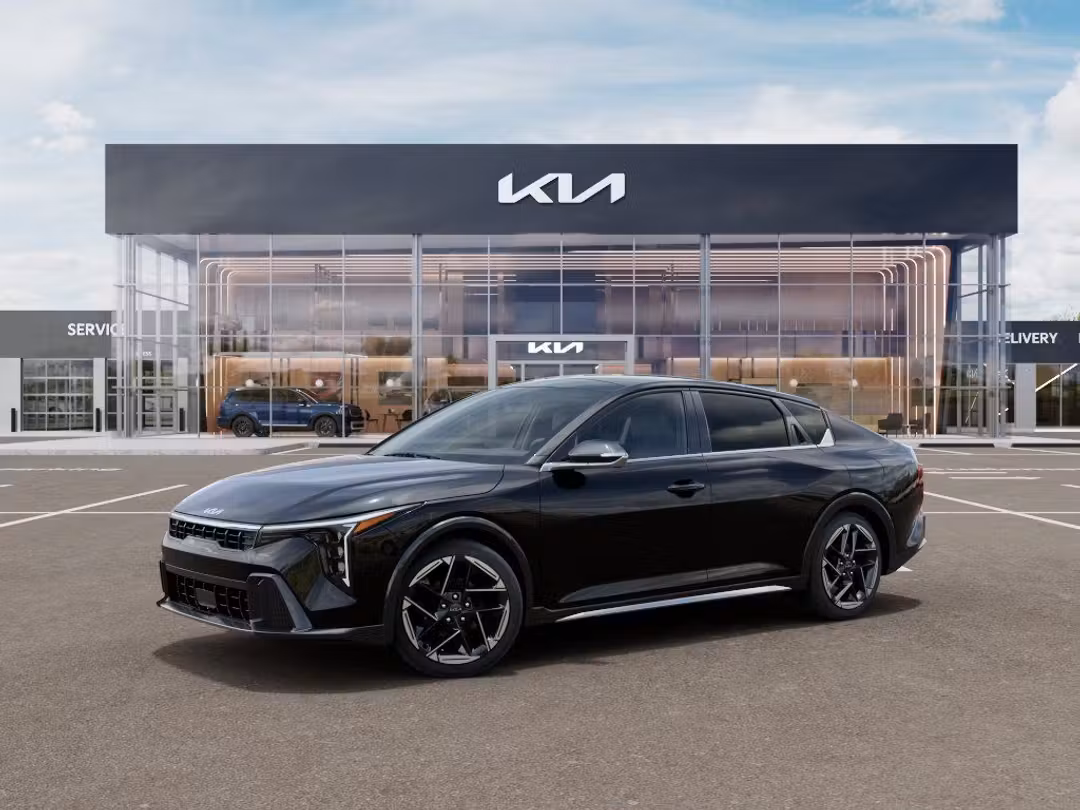 2026 Kia K4 GTLine - Image 3
