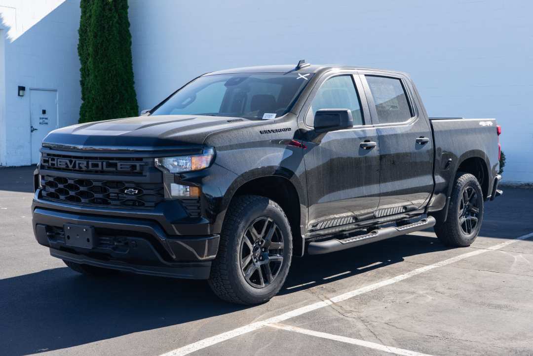 2026 Chevrolet Silverado 1500 Custom - Image 3