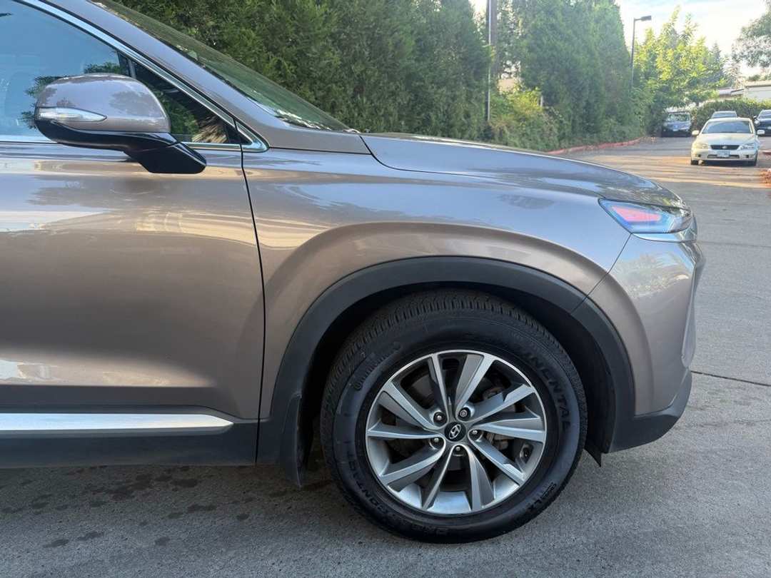 2020 Hyundai Santa Fe SEL - Image 3