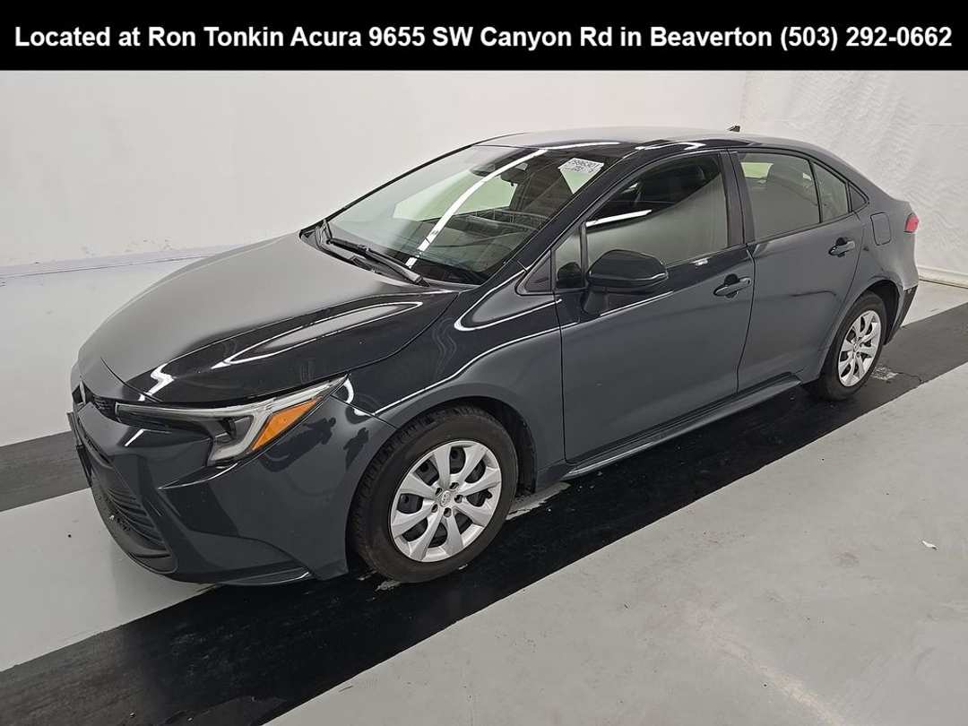 2023 Toyota Corolla Hybrid LE - Image 3