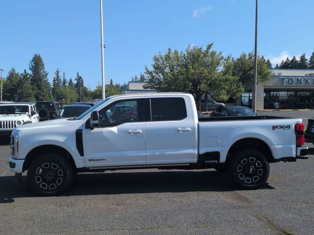 2026 Ford F-250Sd Platinum - Image 2