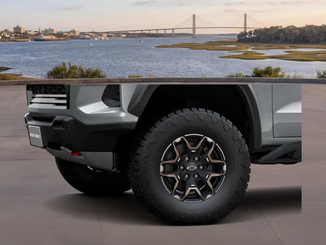 2026 Chevrolet Colorado ZR2 - Image 3