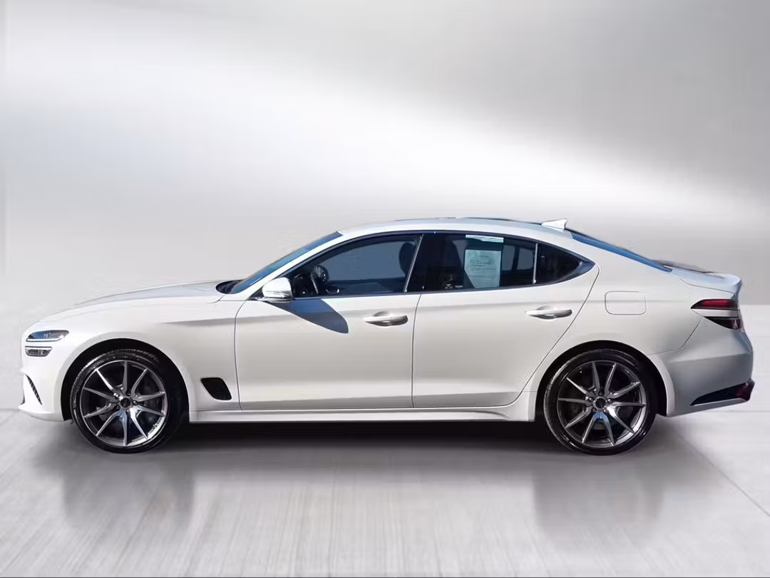 2026 Genesis G70 2.5T - Image 2