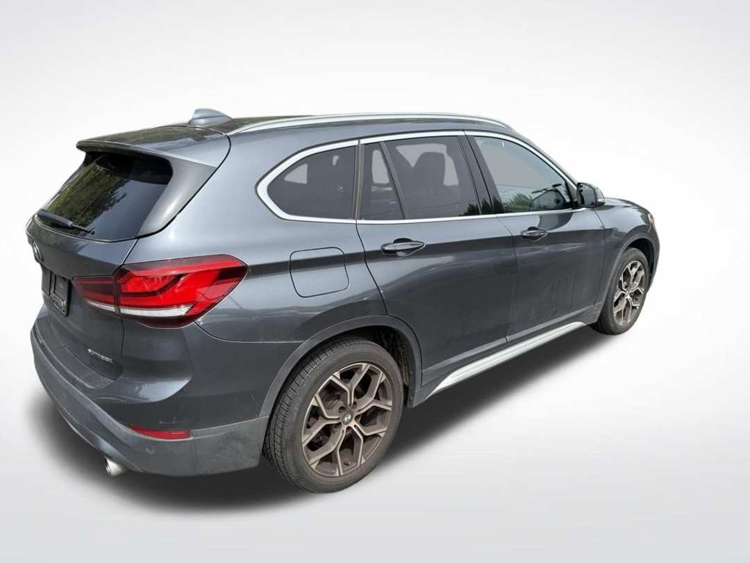 2021 BMW X1 xDrive28i - Image 3