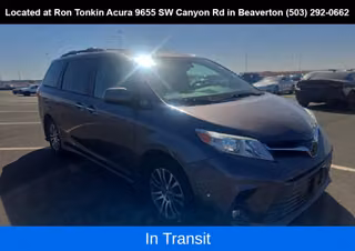 2019 Toyota Sienna XLE