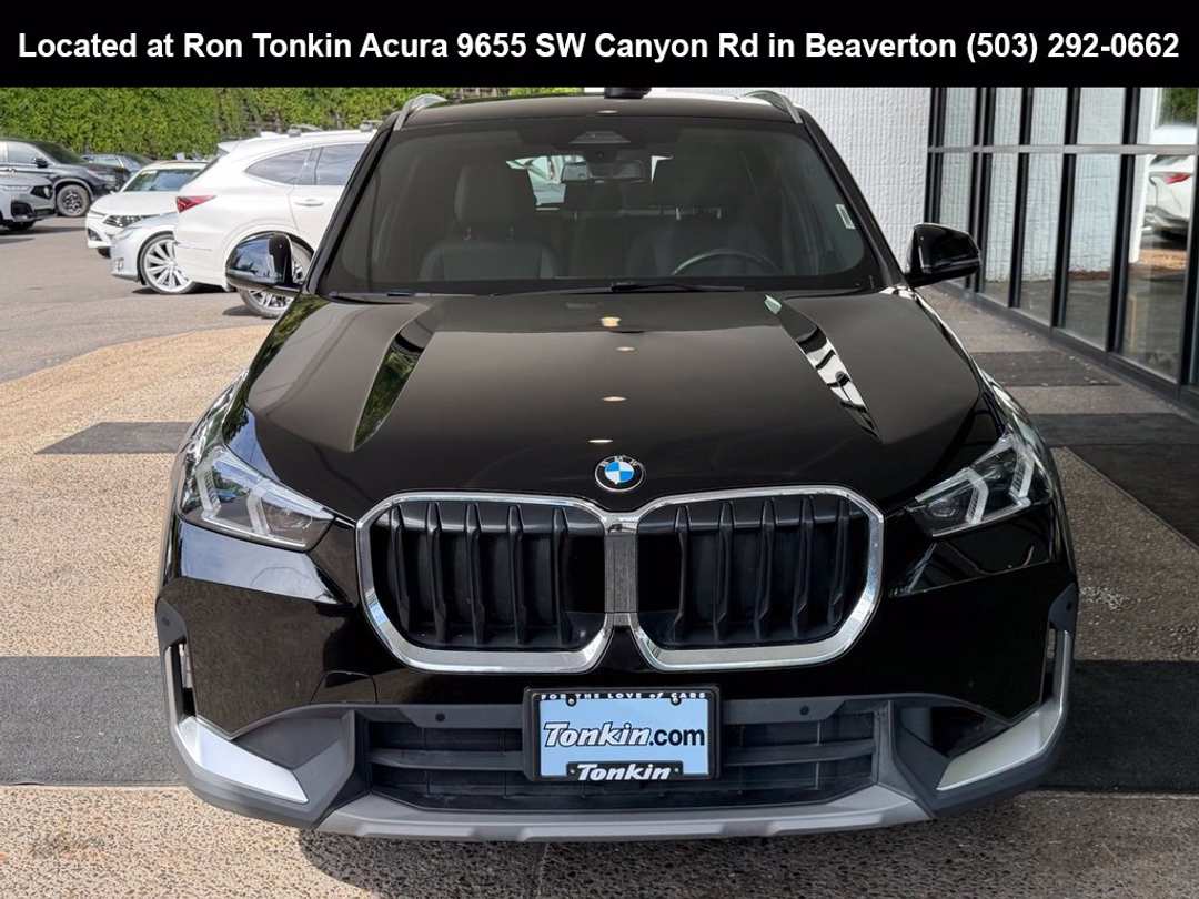 2023 BMW X1 xDrive28i - Image 3