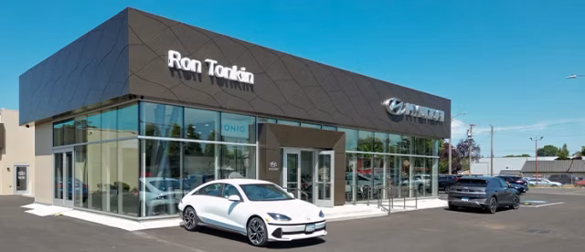 Ron Tonkin Hyundai dealership exterior