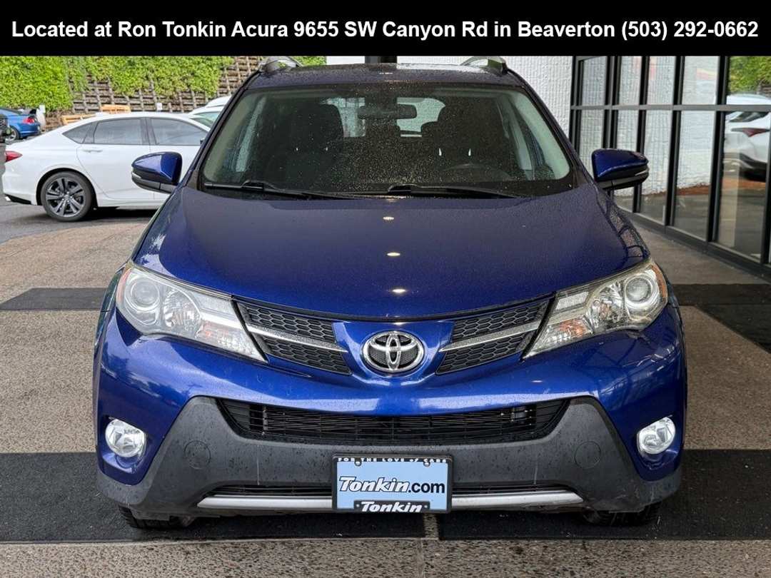 2015 Toyota Rav4 XLE - Image 3