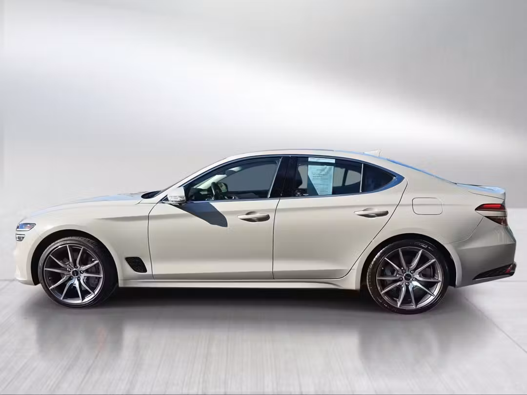 2026 Genesis G70 2.5T Prestige - Image 2