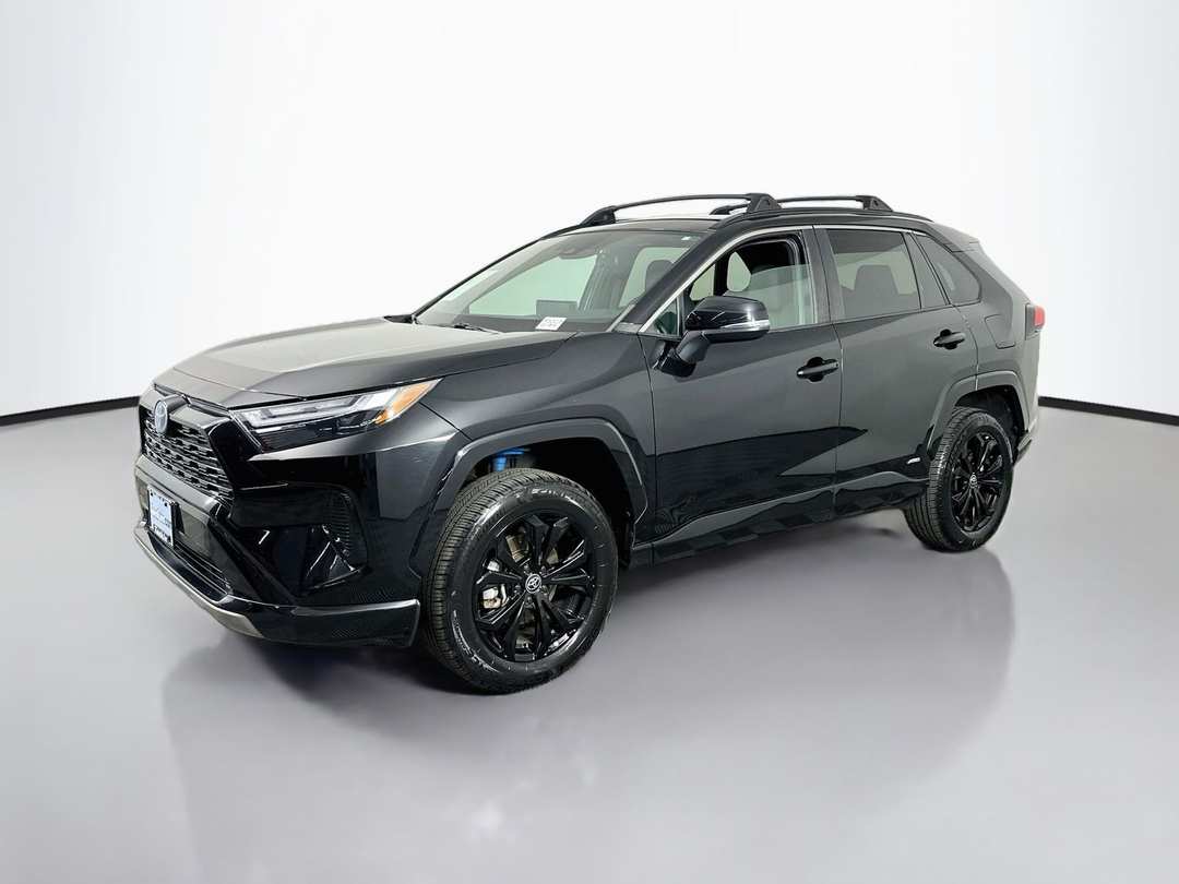 2022 Toyota Rav4 Hybrid SE - Image 3