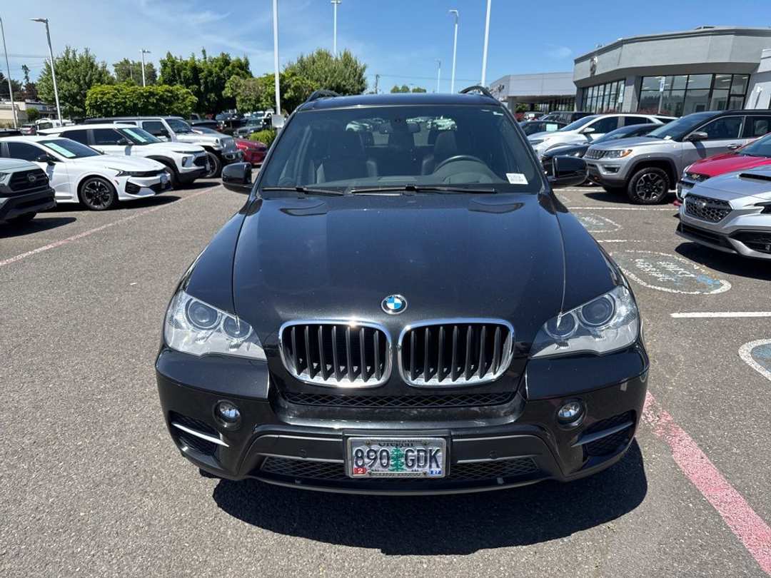 2013 BMW X5 xDrive35i - Image 2