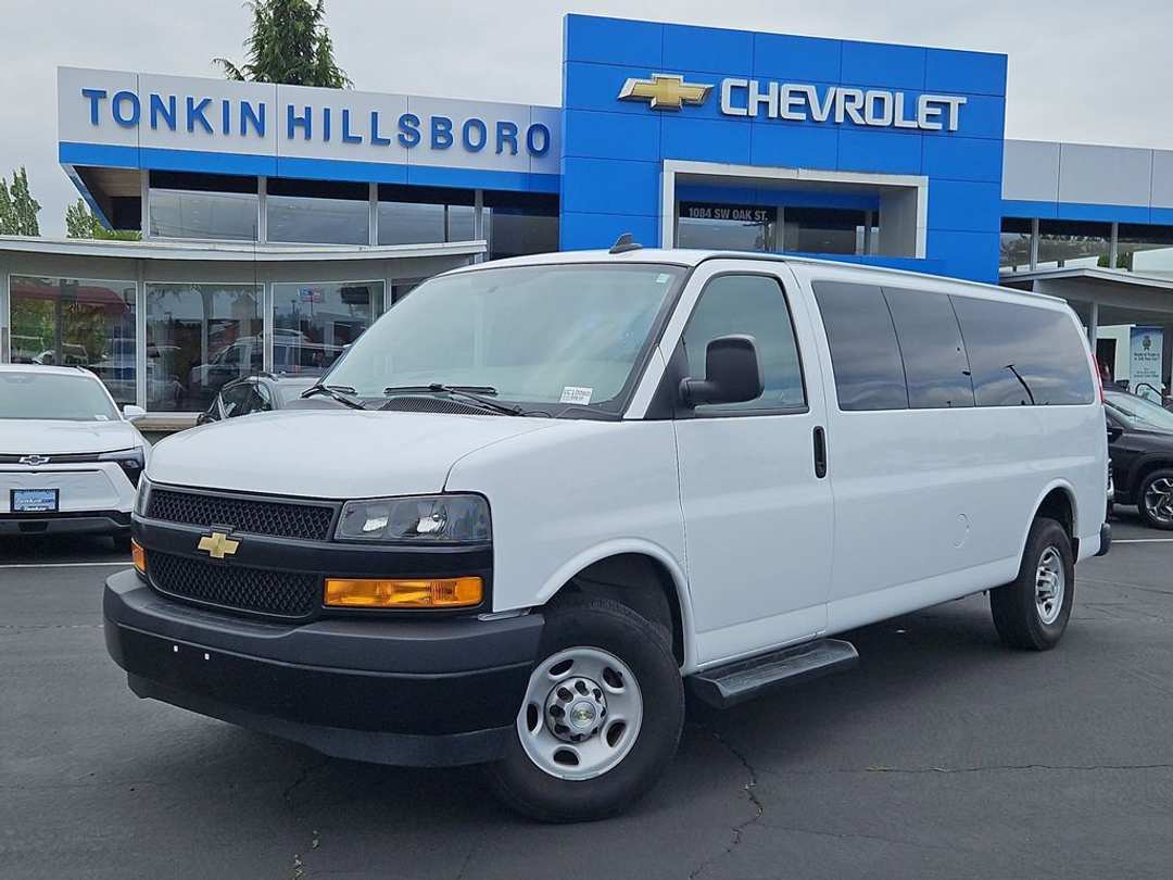 2023 Chevrolet Express 3500 LS - Image 2