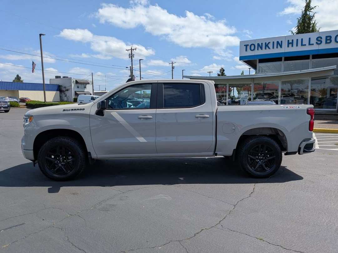 2026 Chevrolet Silverado 1500 RST - Image 3