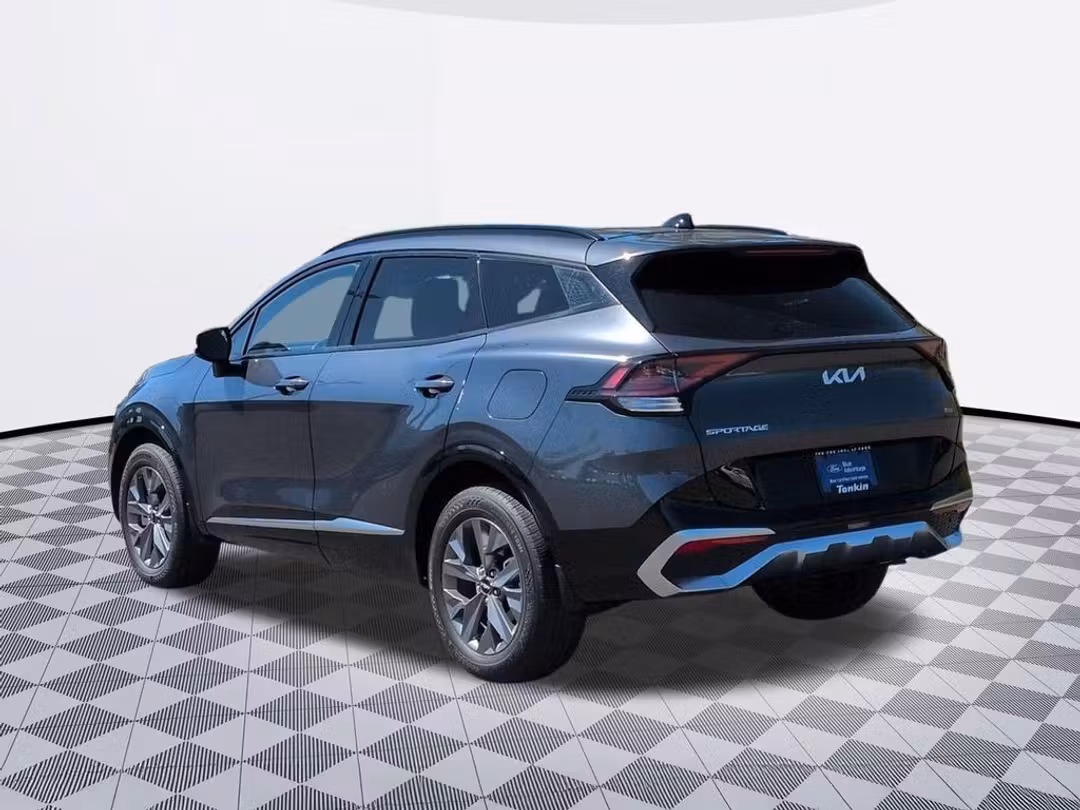 2023 Kia Sportage SX - Image 3