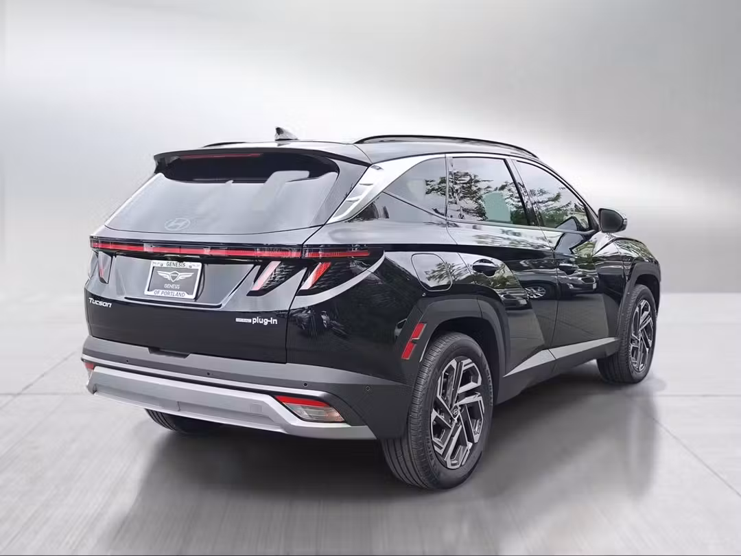 2026 Hyundai Tucson Plug-In Hybrid Limited - Image 3