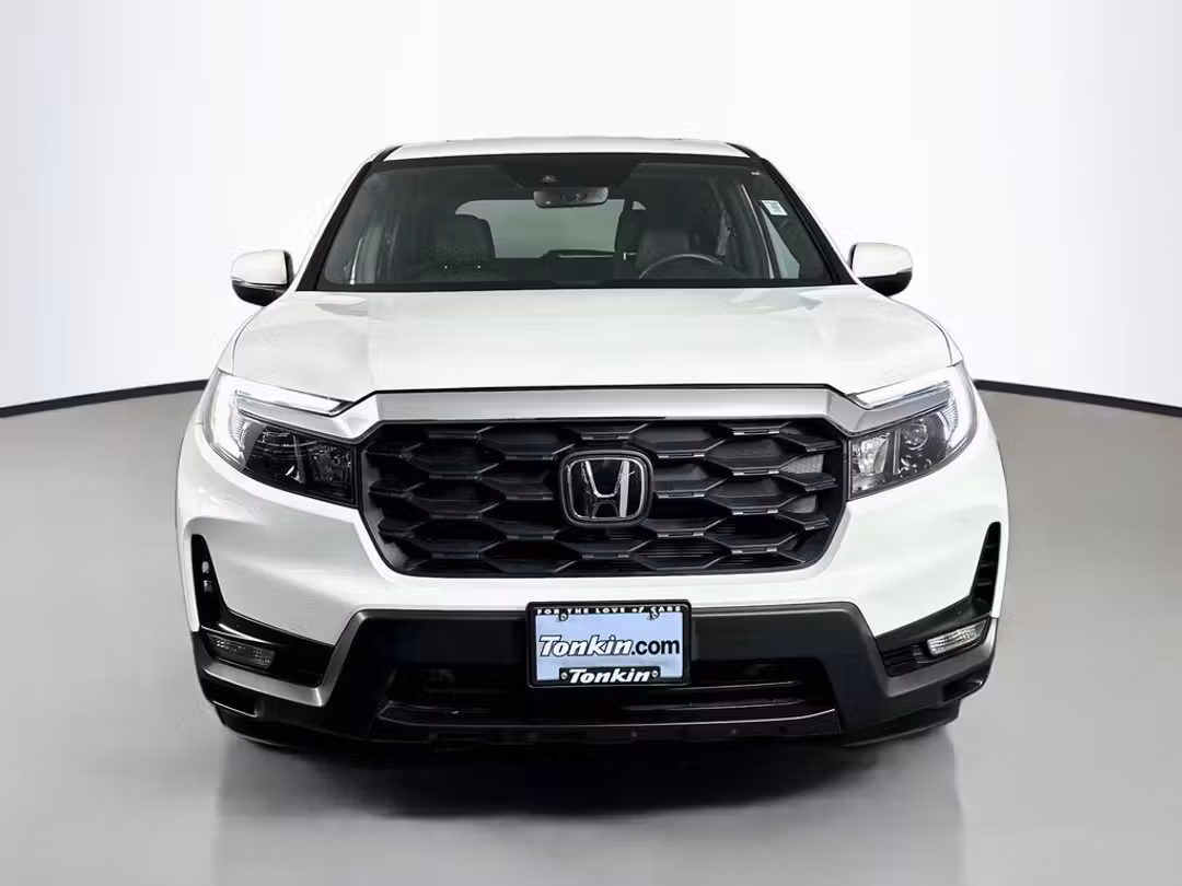 2023 Honda Passport EXL - Image 3